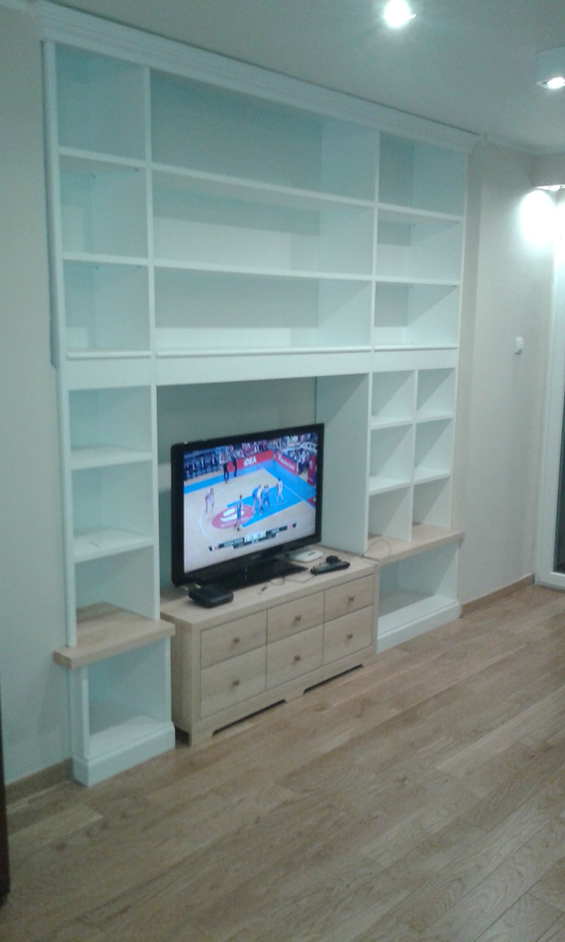 Kreveti i komode po meri