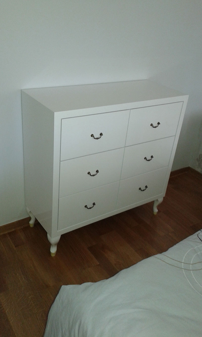 Kreveti i komode po meri